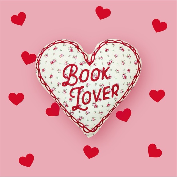 I was so lucky to grab the Barnes & Noble Valentines Tote  Barnes & Noble Book Lover Heart Pillow